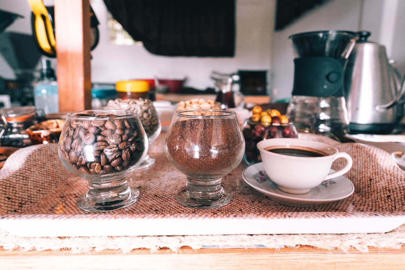 Morning coffee ritual with mountain views at Isla de Pascua hostel in Jardín